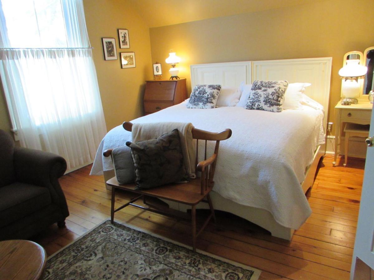 Inn On The Harbour And Telegraph House Port Stanley Esterno foto