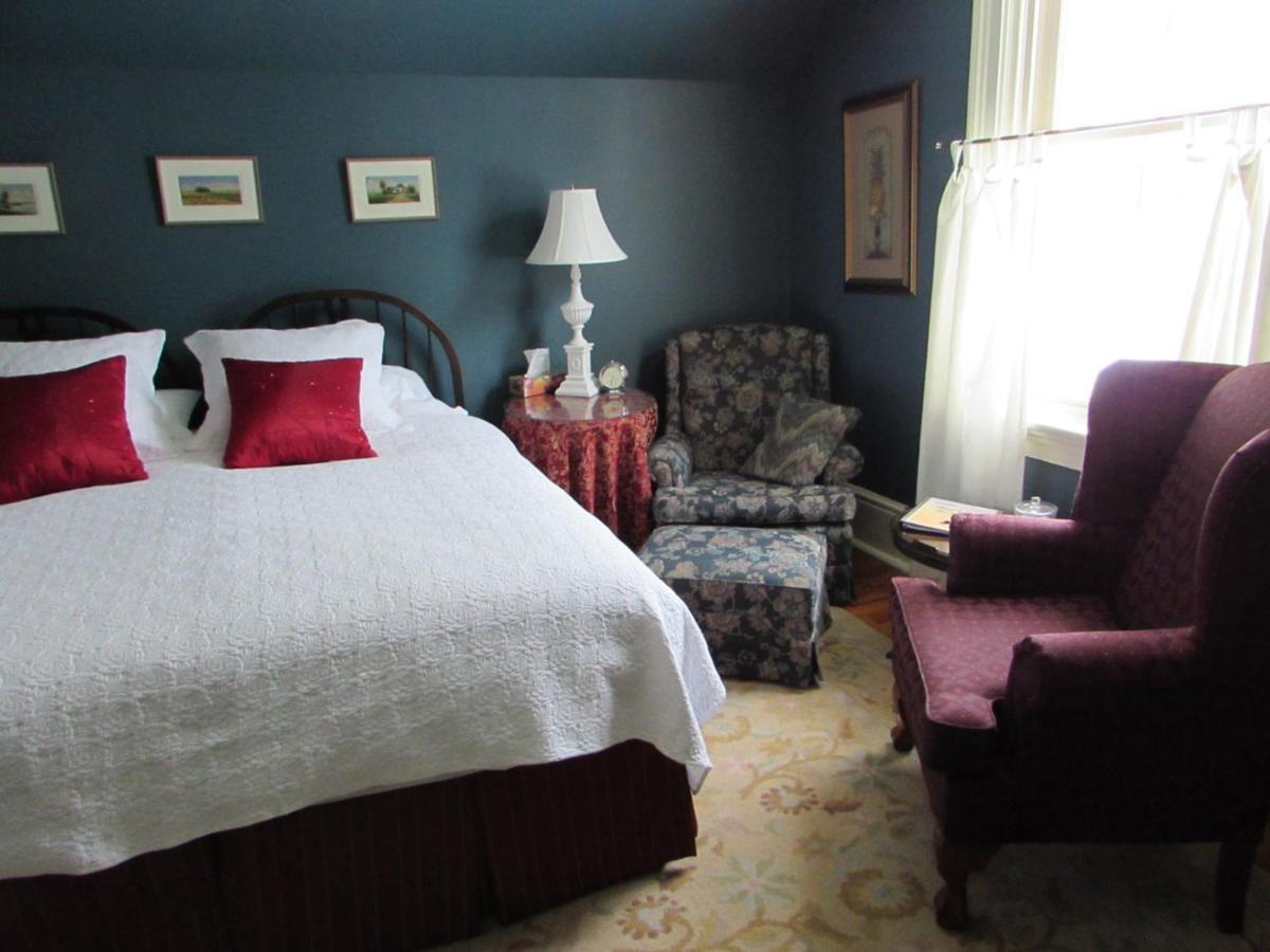 Inn On The Harbour And Telegraph House Port Stanley Esterno foto