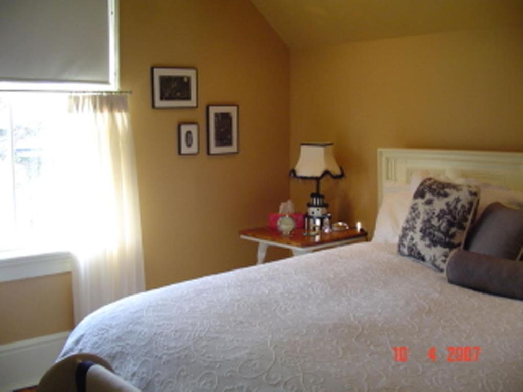 Inn On The Harbour And Telegraph House Port Stanley Esterno foto